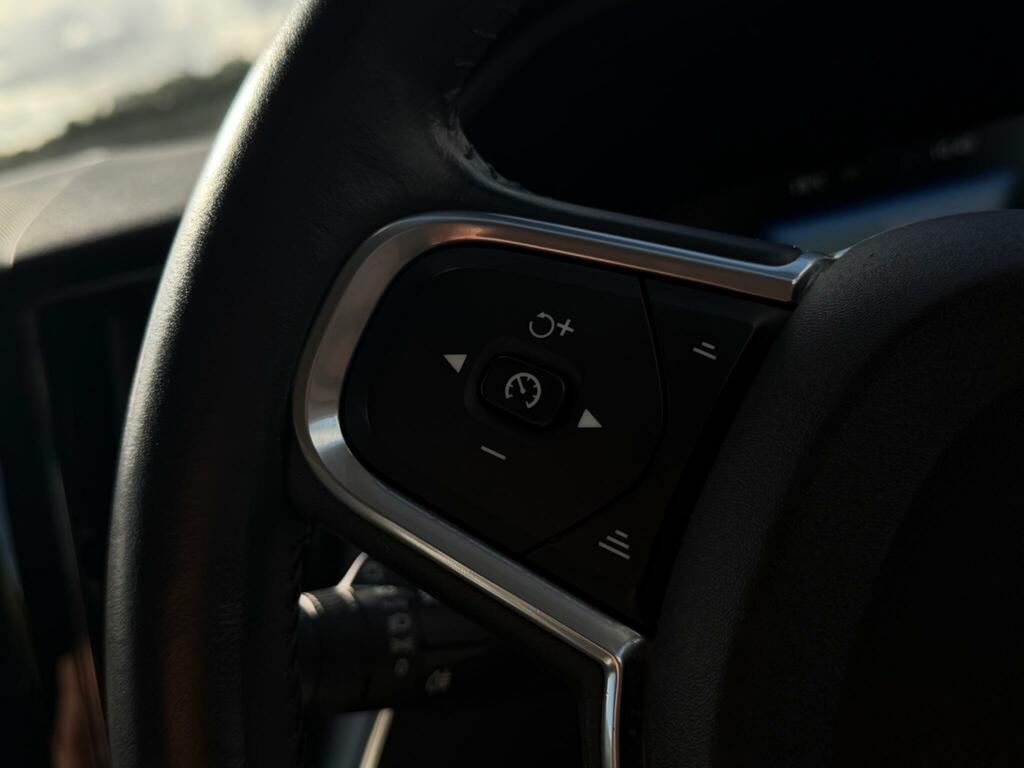 Volvo XC60 D4 Se Nav Black #11