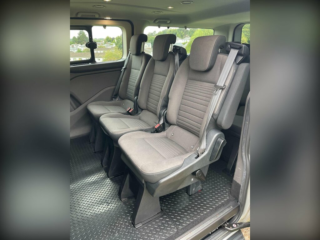 Ford Tourneo Custom 320 Ecoblue Shuttle L2 Silver #16