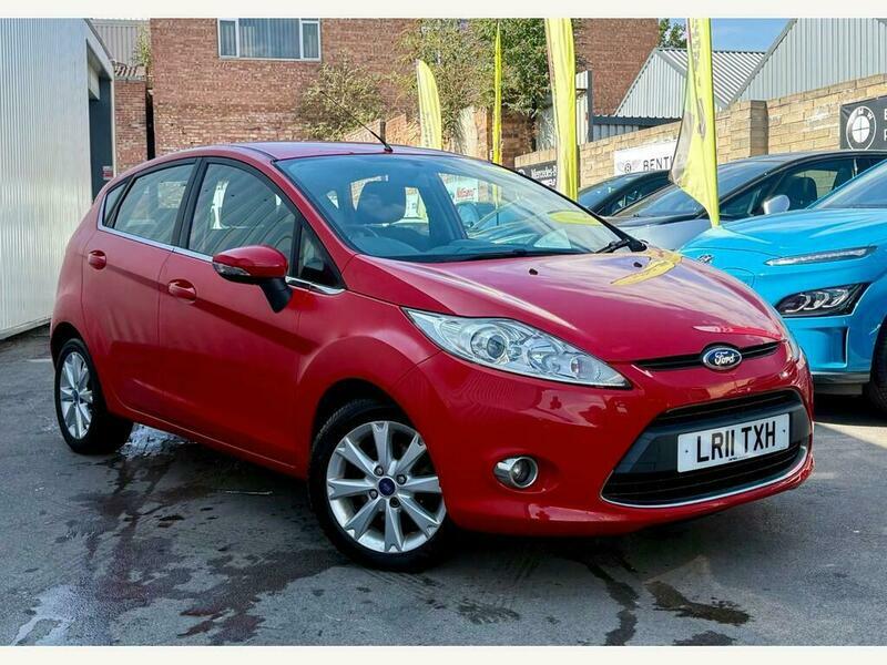 Ford Fiesta Zetec Red