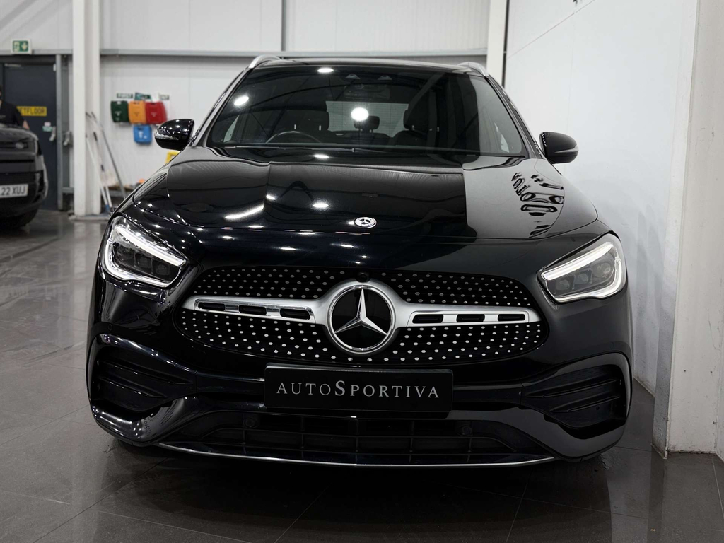 Mercedes-Benz GLA Class 2 L Amg Line Premium Black #6