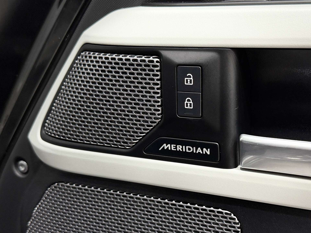 Land Rover Defender X-dynamic Hse Grey #29