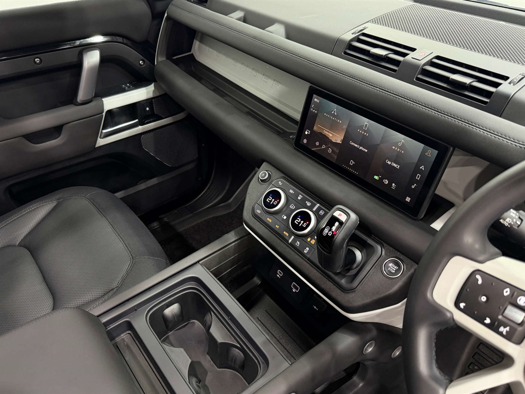 Land Rover Defender X-dynamic Hse Grey #33