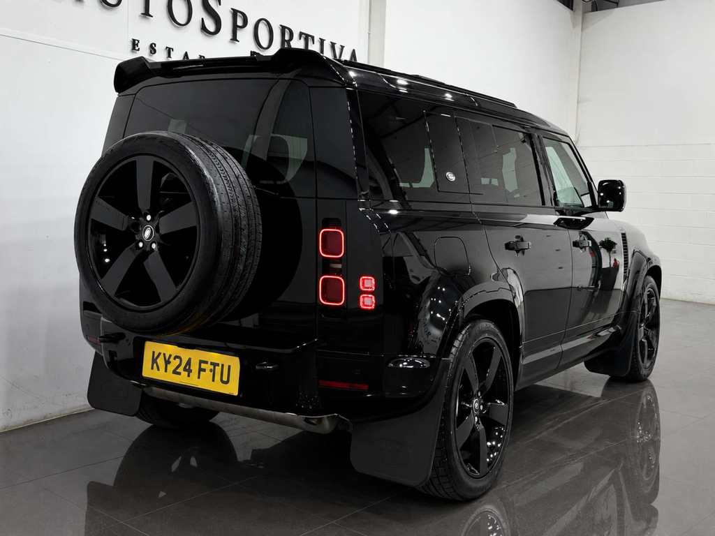 Land Rover Defender 2 L X-dynamic Se Phev A 4Wd Black #3
