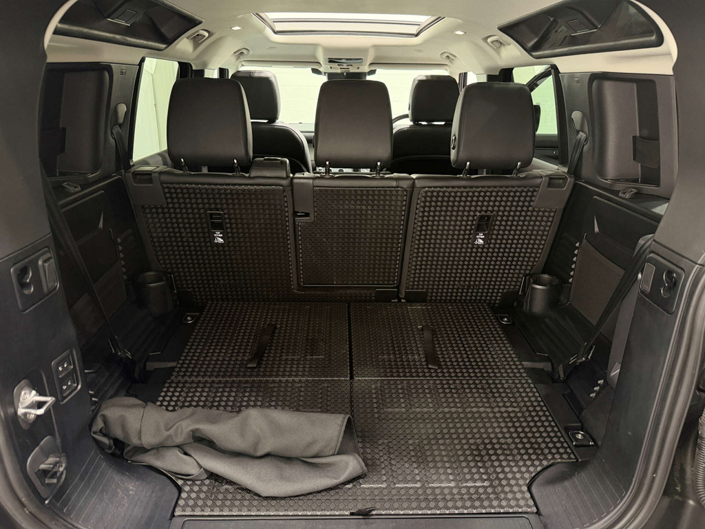 Land Rover Defender Hard Top Hse Black #26