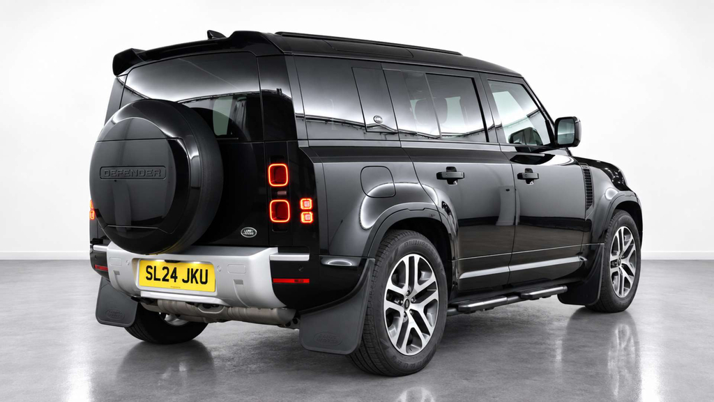 Land Rover Defender 3 L Xs Edition D Mhev A 4Wd Black #3
