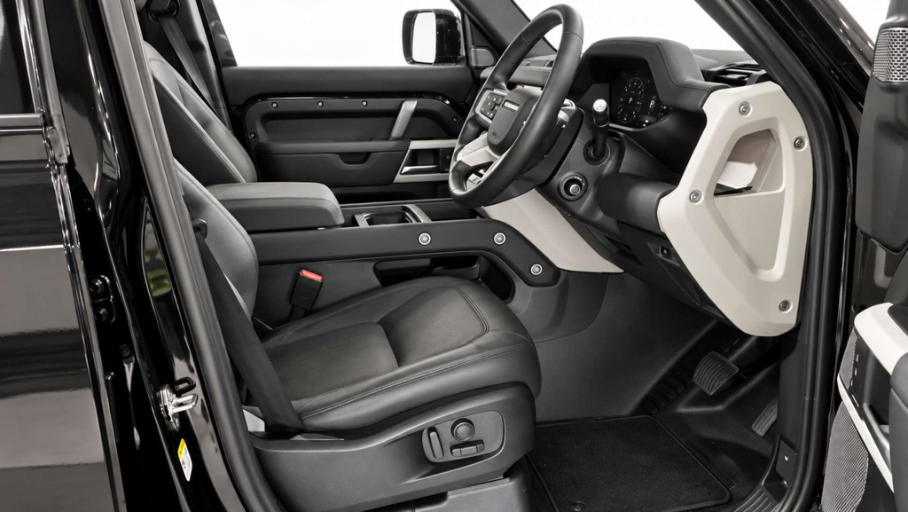 Land Rover Defender 3 L Xs Edition D Mhev A 4Wd Black #4