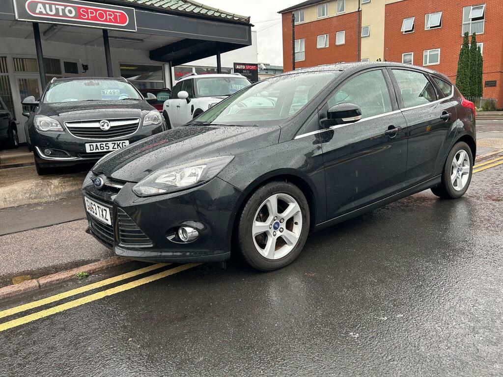 Ford Focus 1.6 Tdci Zetec Navigator Euro 5 S S Black #2