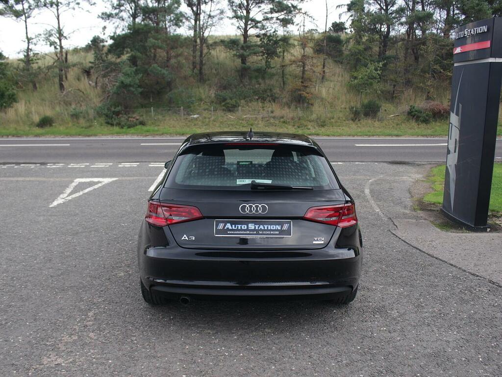 Audi A3 Se Black #2