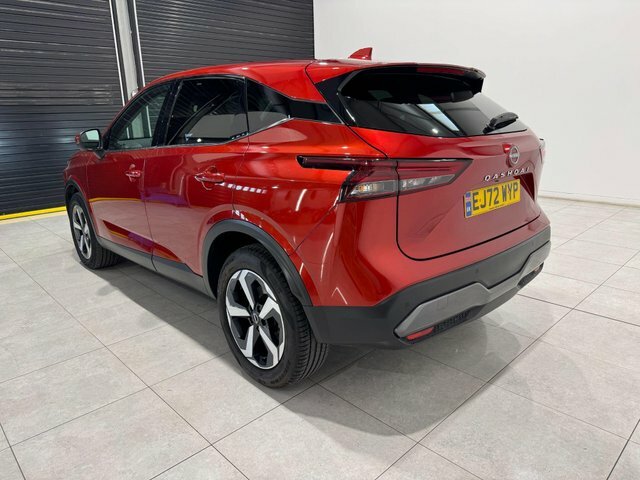 Nissan Qashqai Dig-t Mhev N-connecta Xtron Red #6