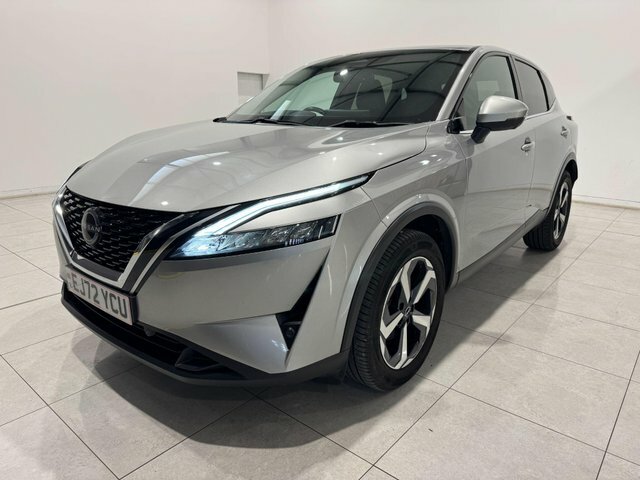 Nissan Qashqai Dig-t Mhev N-connecta Euro Silver