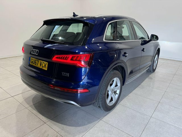 Audi Q5 S Line Black #8