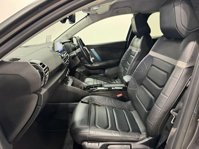 Citroen e-C4 Shine Plus Grey #13