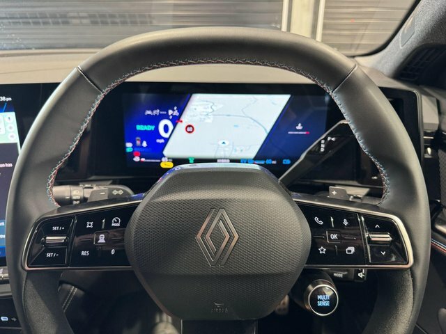 Renault Rafale E-tech Phev Atelier Alpine Awd Black #3