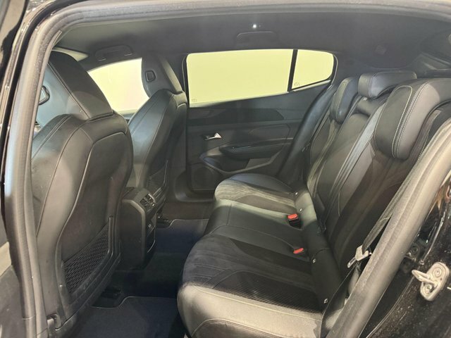 Peugeot 408 1.2 Puretech Mhev Gt Fastback E-... Red #14