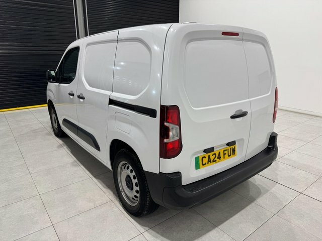 Peugeot E-Partner 800 50Kwh Professional Premium Standard Panel Va White #5