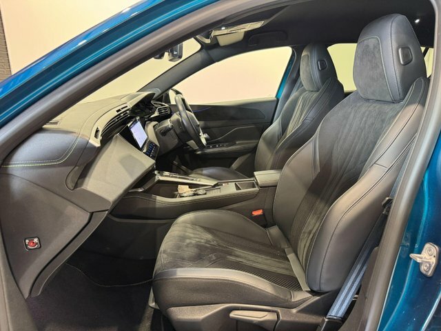Peugeot 308 Gt Auto 5dr Blue #2