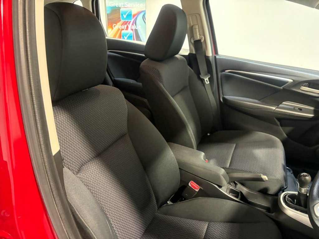 Honda Jazz 1.3L Se Red #6