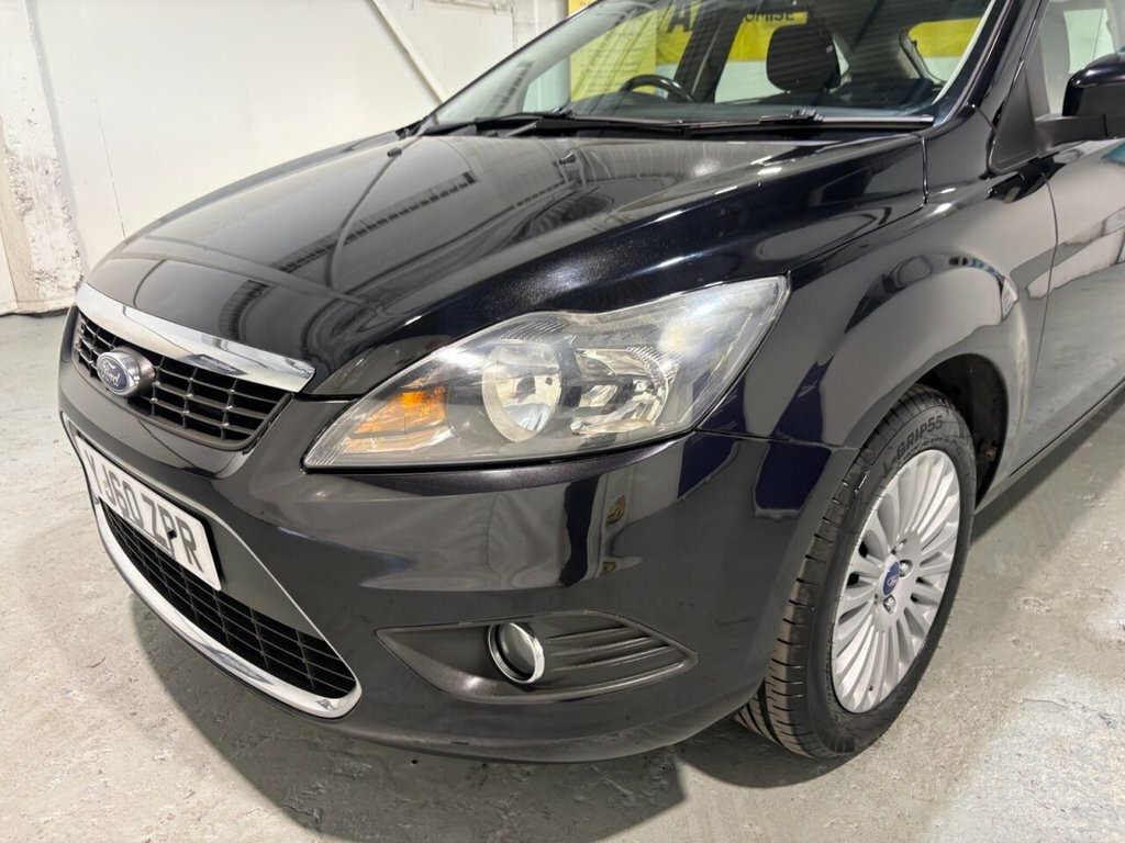 Ford Focus Hatchback Sport Tdci Black #4