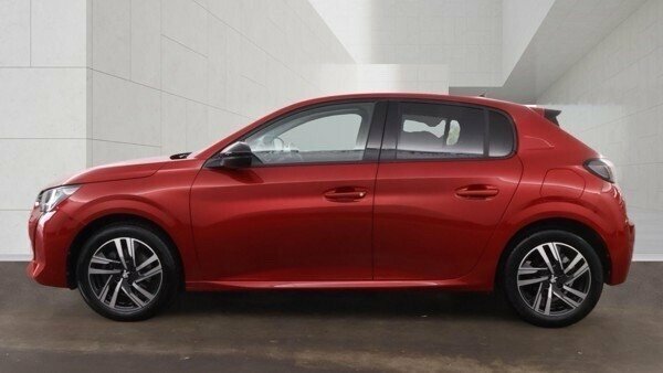 Peugeot 208 Puretech Active Premium Plus Black #7