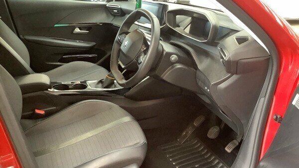 Peugeot 208 1.2L Allure Premium Red #3