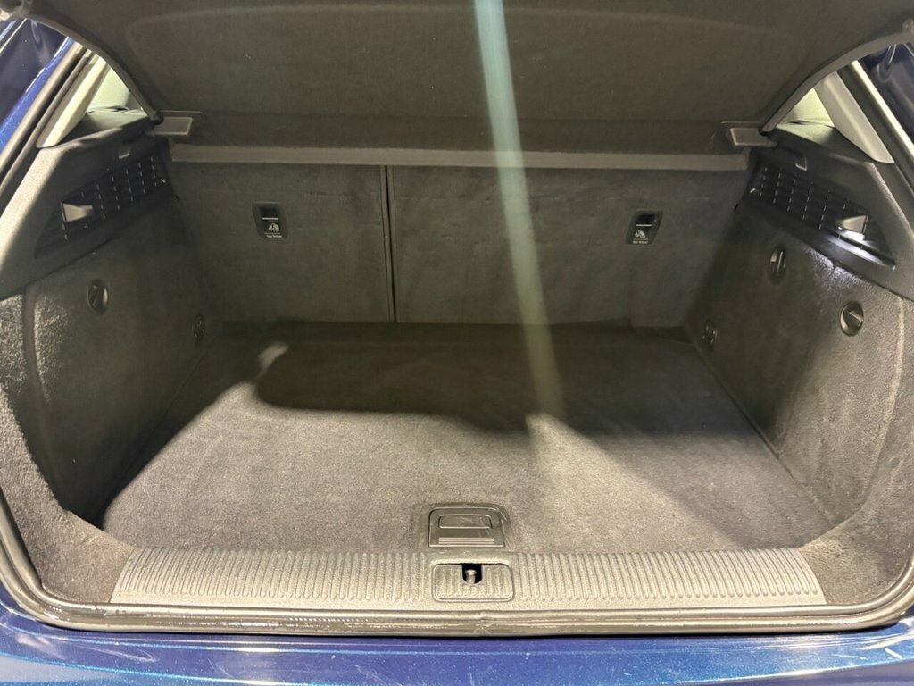 Audi A3 A3 Sportback 35 Tfsi Sport Blue #40