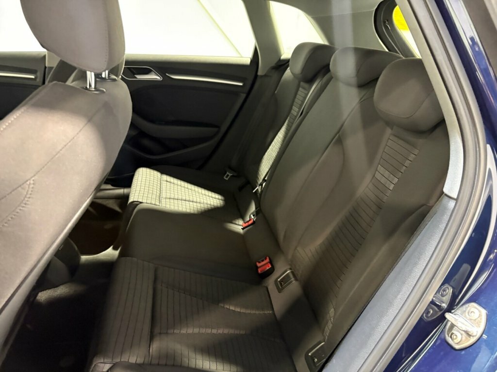 Audi A3 A3 Sportback 35 Tfsi Sport Blue #30