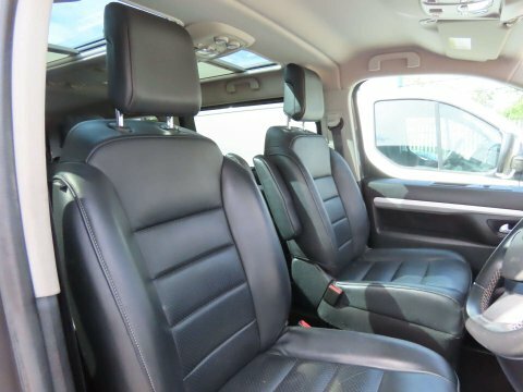 Vauxhall Vivaro Turbo D 2900 Dynamic White #8