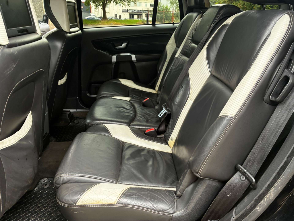 Volvo XC90 Blue #25