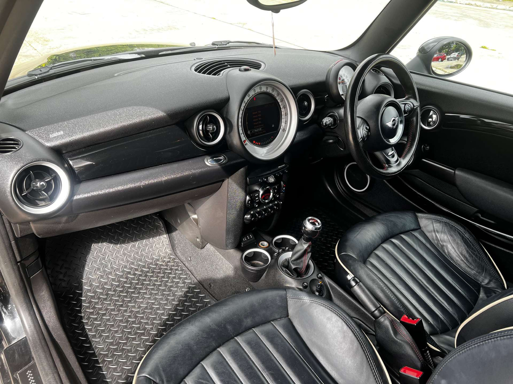 Mini Hatch Mini Hatch 1.6 One Hatchback Eur Black #8