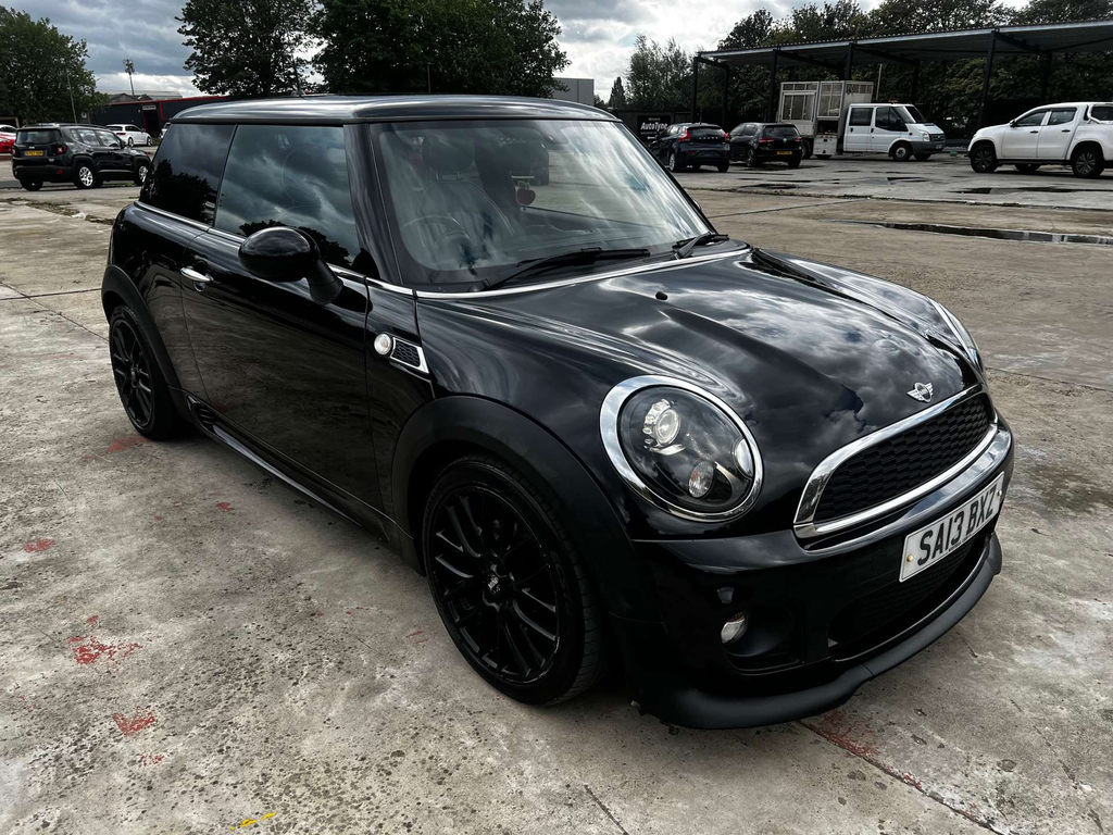 Mini Hatch Cooper Hatchback Euro 5 Ss Black