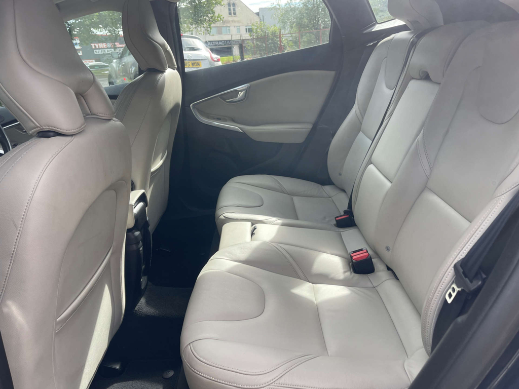 Volvo V40 2.0 D4 R-design Nav Hatchback D... Grey #23