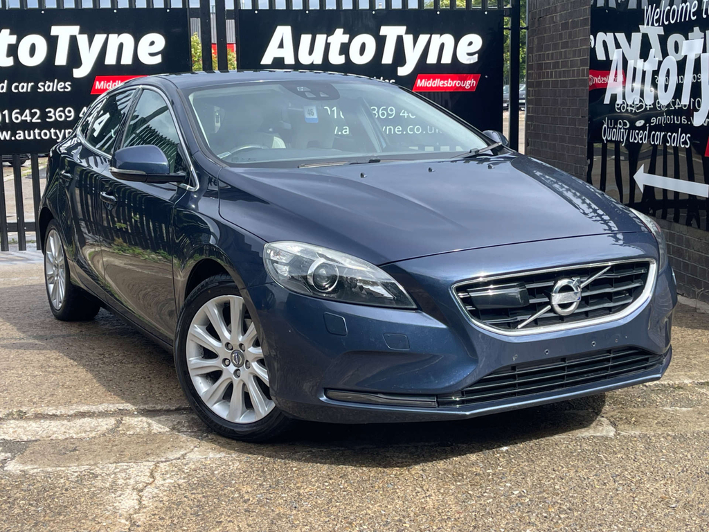 Volvo V40 D2 Se Lux Nav Hatchback Euro 5 Ss 