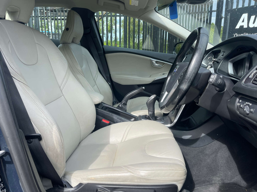 Volvo V40 2.0 D4 R-design Nav Hatchback D... Grey #17