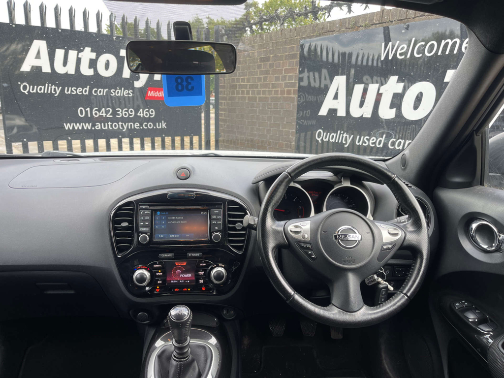 Nissan Juke Tekna Yellow #26