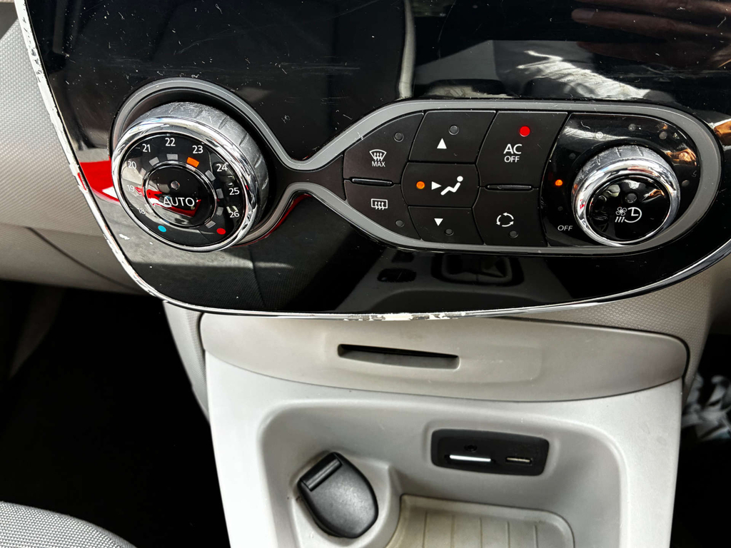 Renault Zoe 22Kwh Dynamique Intens Battery Lease White #14