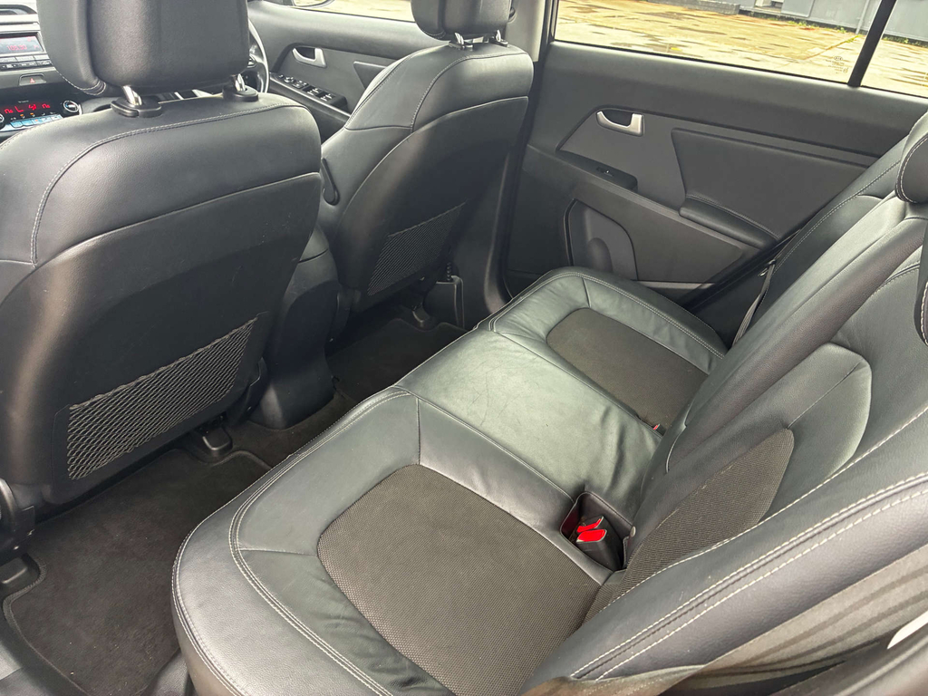 Kia Sportage 1.7 Crdi White Edition White #37