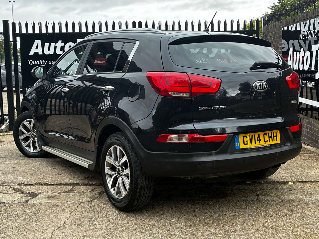 Kia Sportage 1.7 Crdi White Edition White #8