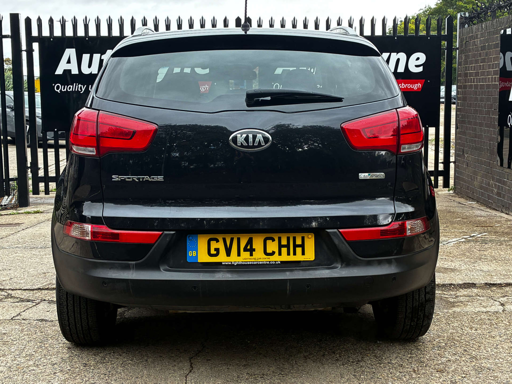Kia Sportage 1.7 Crdi White Edition White #7