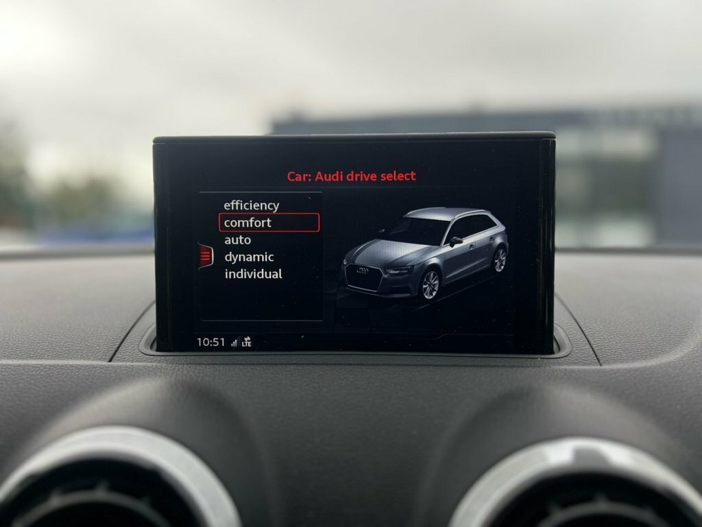 Audi A3 2L S Line White #2