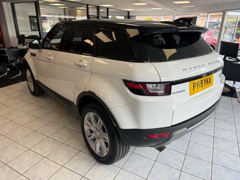 Land Rover Range Rover Evoque 2.0 Td4 Se Tech - 2019 19 PY19YKA White #3