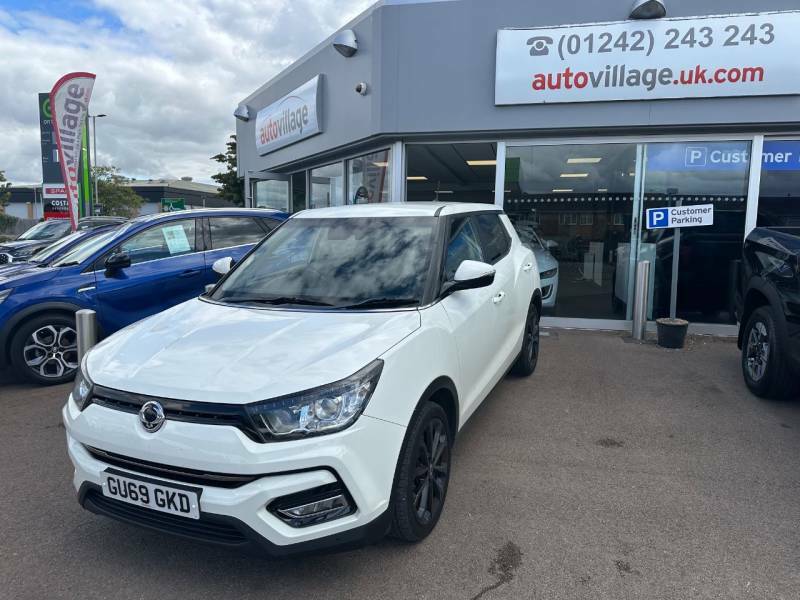 SsangYong Tivoli 1.6 Ultimate Blue #2