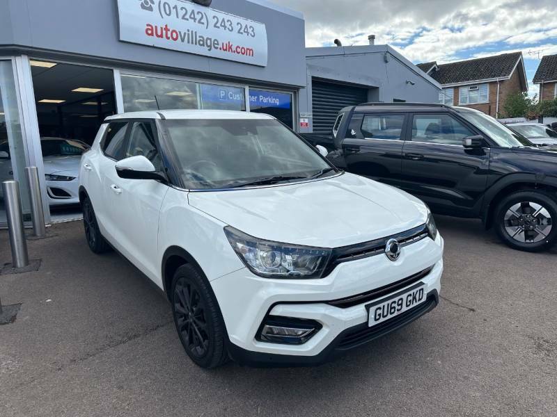 SsangYong Tivoli 1.6 Ultimate Blue #1