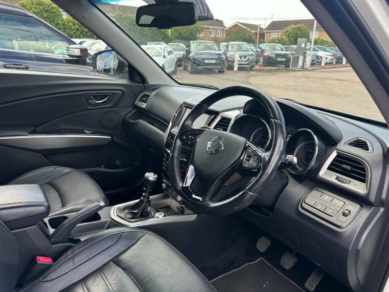 SsangYong Tivoli 1.6 Ultimate Blue #6