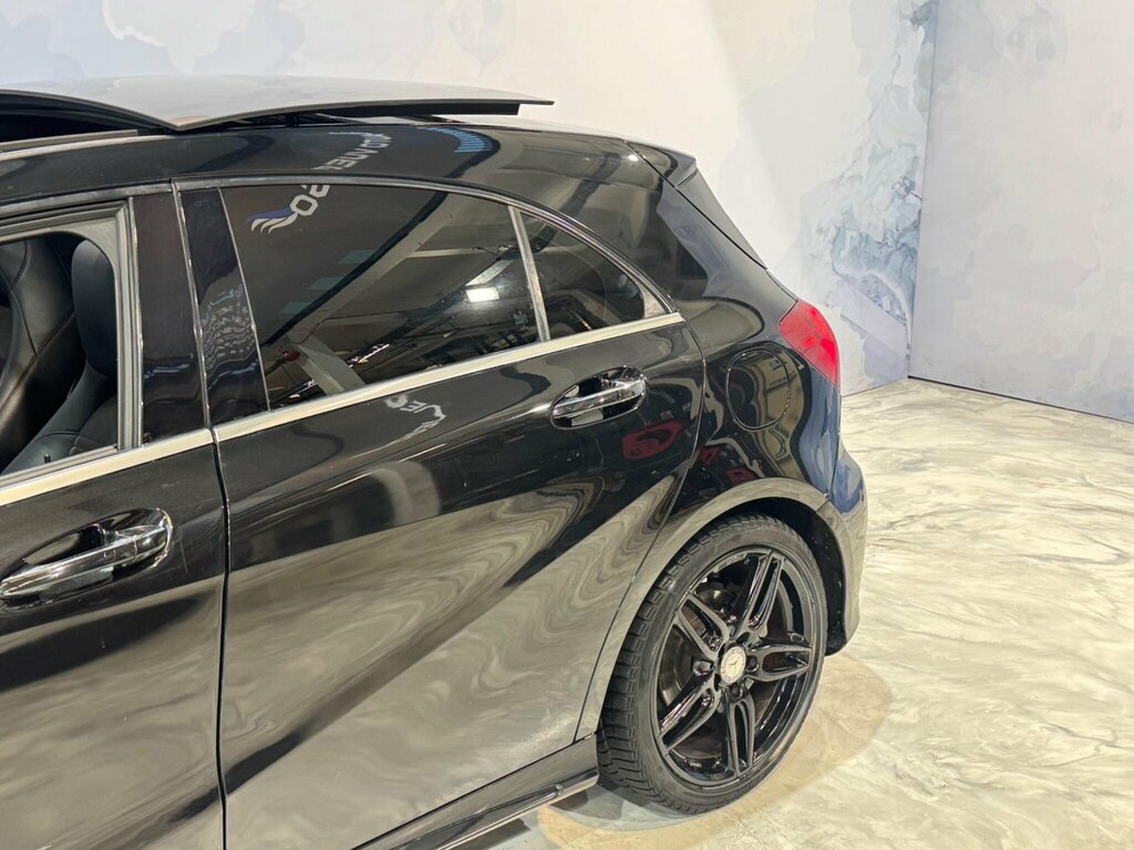 Mercedes-Benz A Class 1.6 A180 Amg Line Premium Plus 7G-dct Euro 6 S Black #2