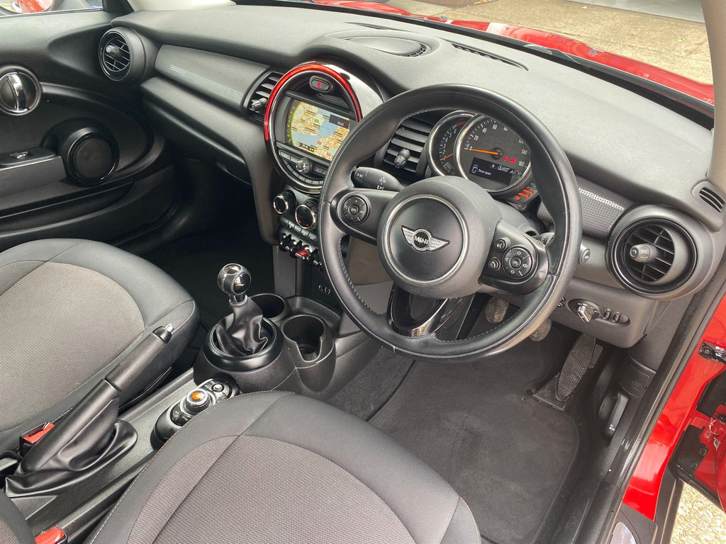 Mini Hatch 1.2 One Euro 6 Ss YR15LSV #3