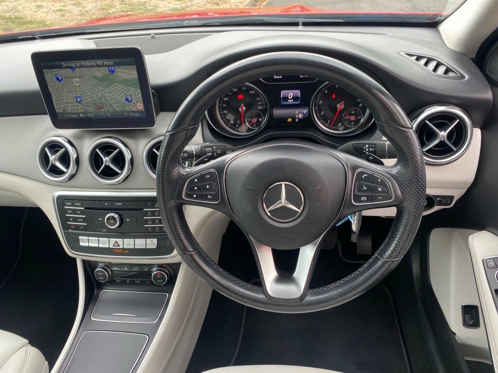 Mercedes-Benz GLA Class 2.0 Gla250 Sport 7G-dct 4Matic Euro 6 Ss Red #3