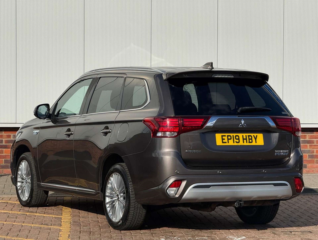 Mitsubishi Outlander 4Hs Phev Cvt 4Wd EP19HBY Brown #4