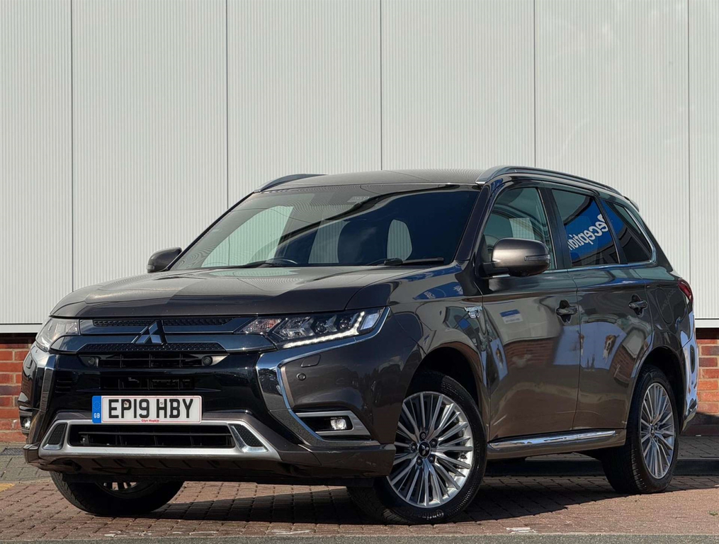 Mitsubishi Outlander 4Hs Phev Cvt 4Wd EP19HBY Brown #3