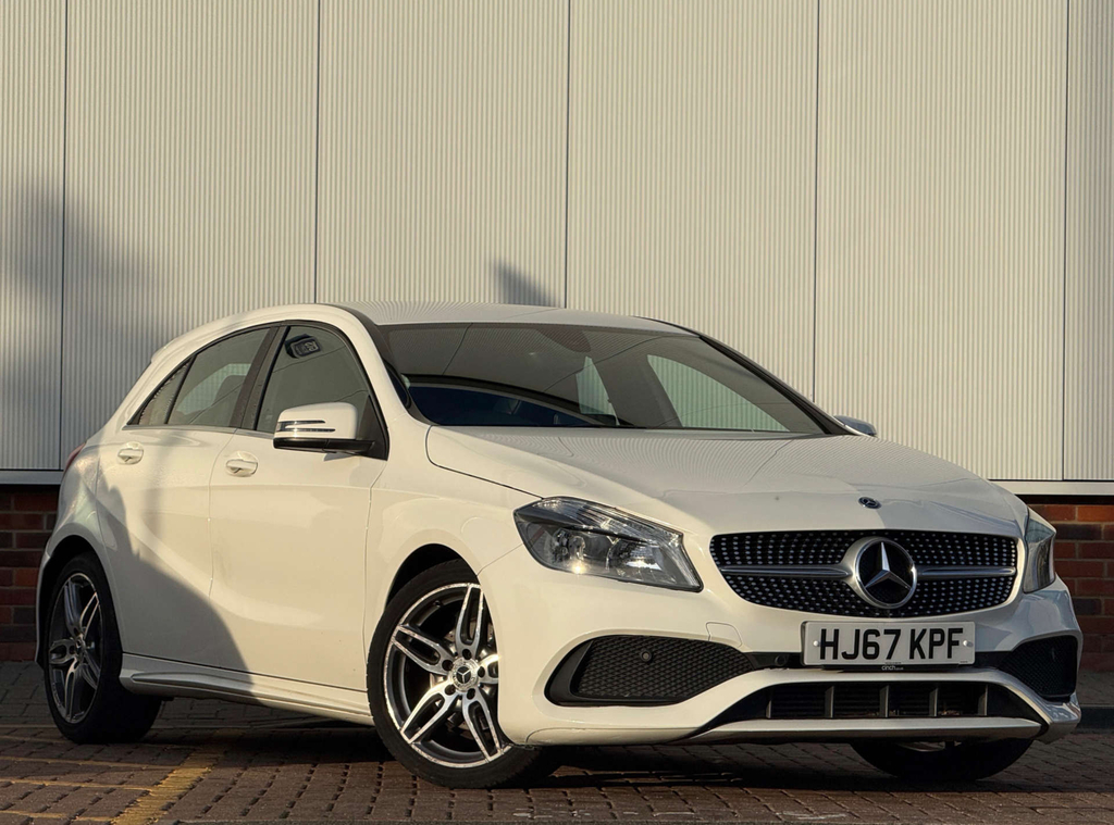 Mercedes-Benz A Class D Amg Line HJ67KPF White