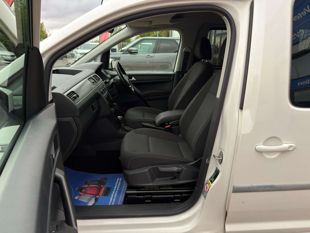 Volkswagen Caddy Maxi Life 2L Null Blue #37